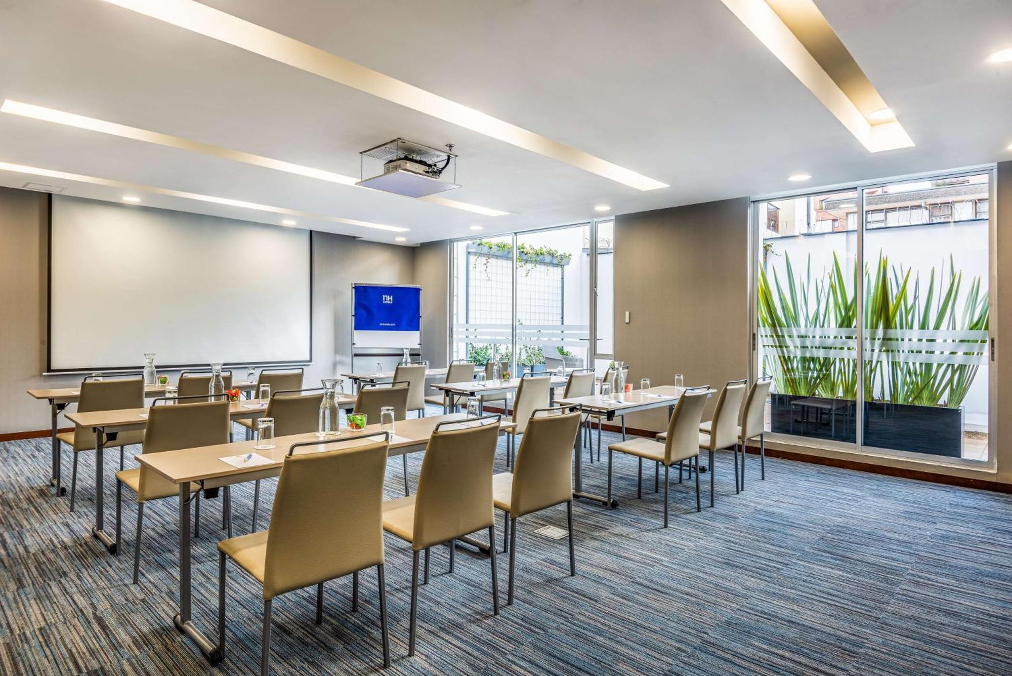 Nh Urban 93 Royal Hotel Bogota