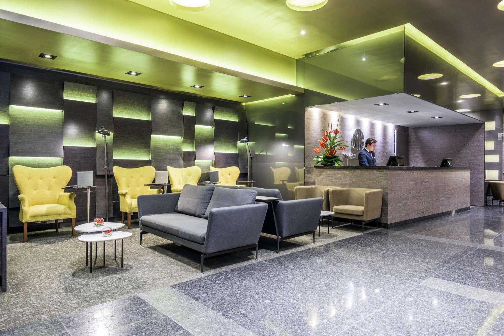 Nh Collection Terra 100 Royal Hotel Bogota