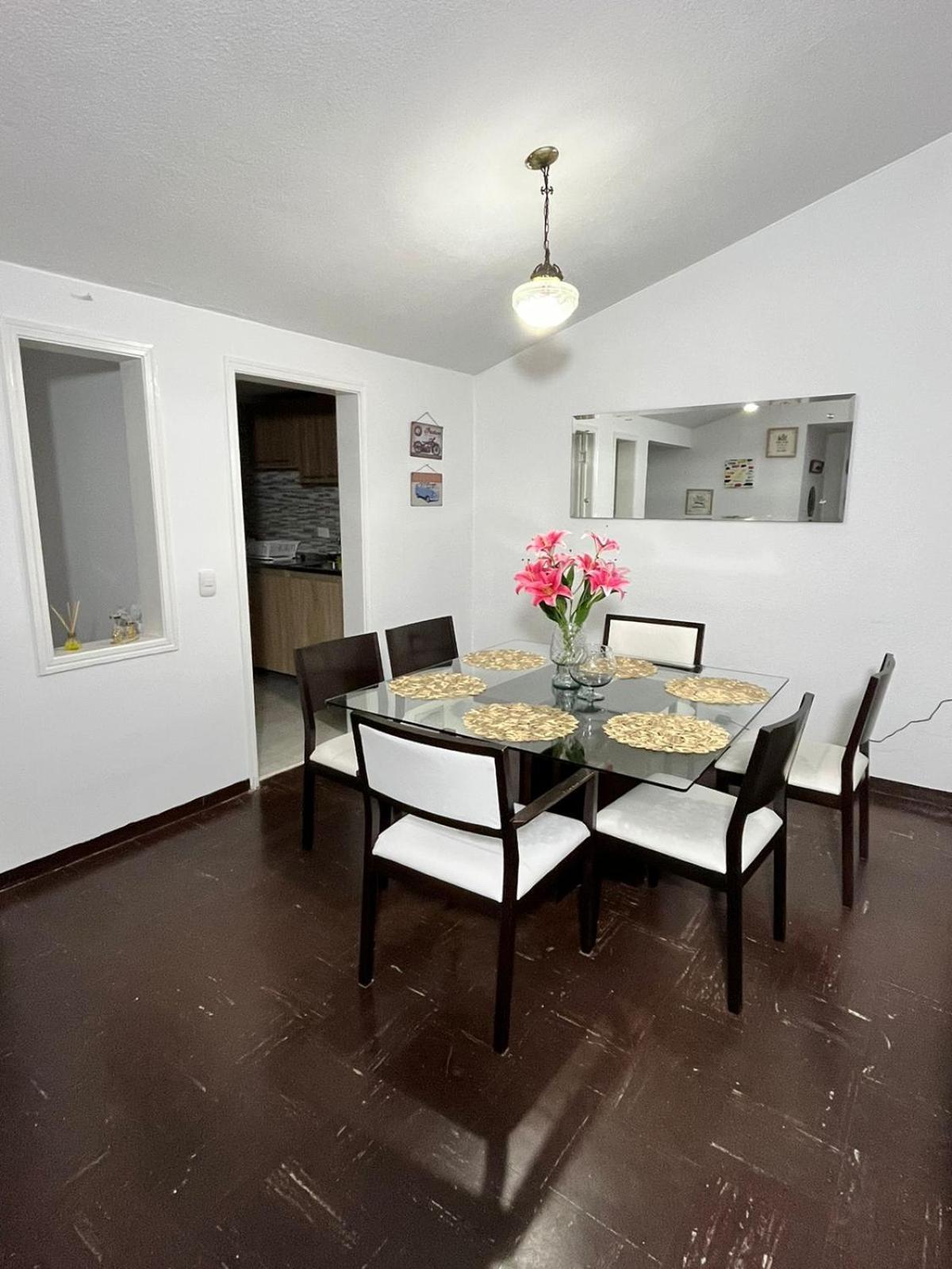 Casa Viajeros A 5 Minutos Del Aeropuerto Holiday home
