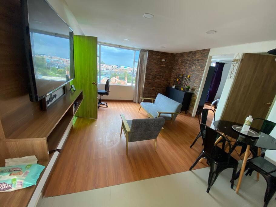 En Quinto Piso Todo Apartment