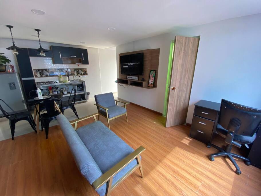 Apartment En Quinto Piso Todo Bogota