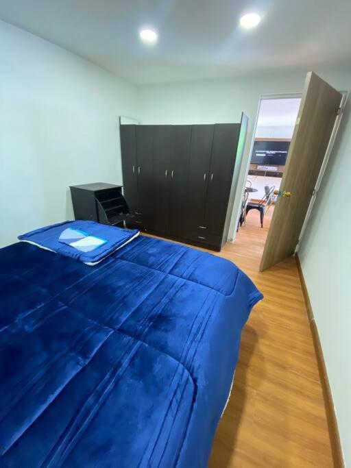 Apartment En Quinto Piso Todo *