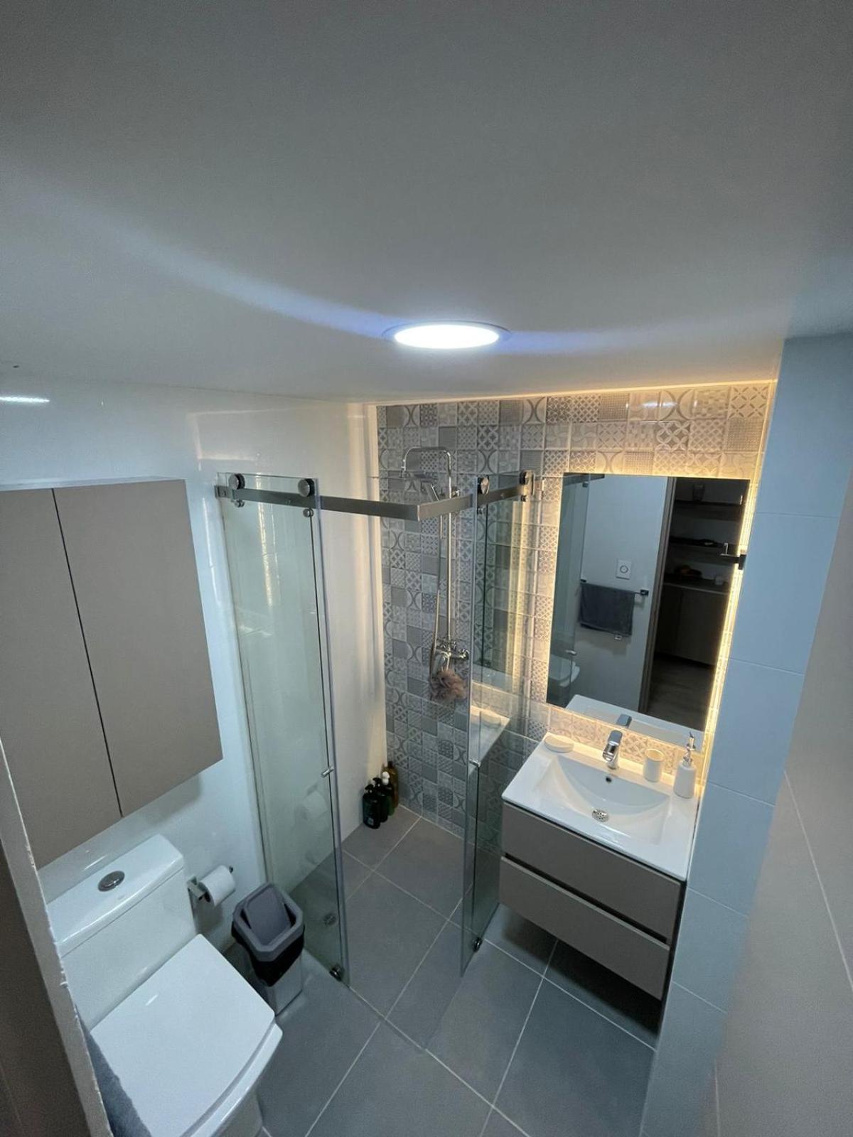 Moderno Cerca A Unicentro Apartamento