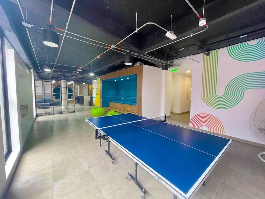 Moderno Estudio Con Gimnasio, Terraza Y Coworking En