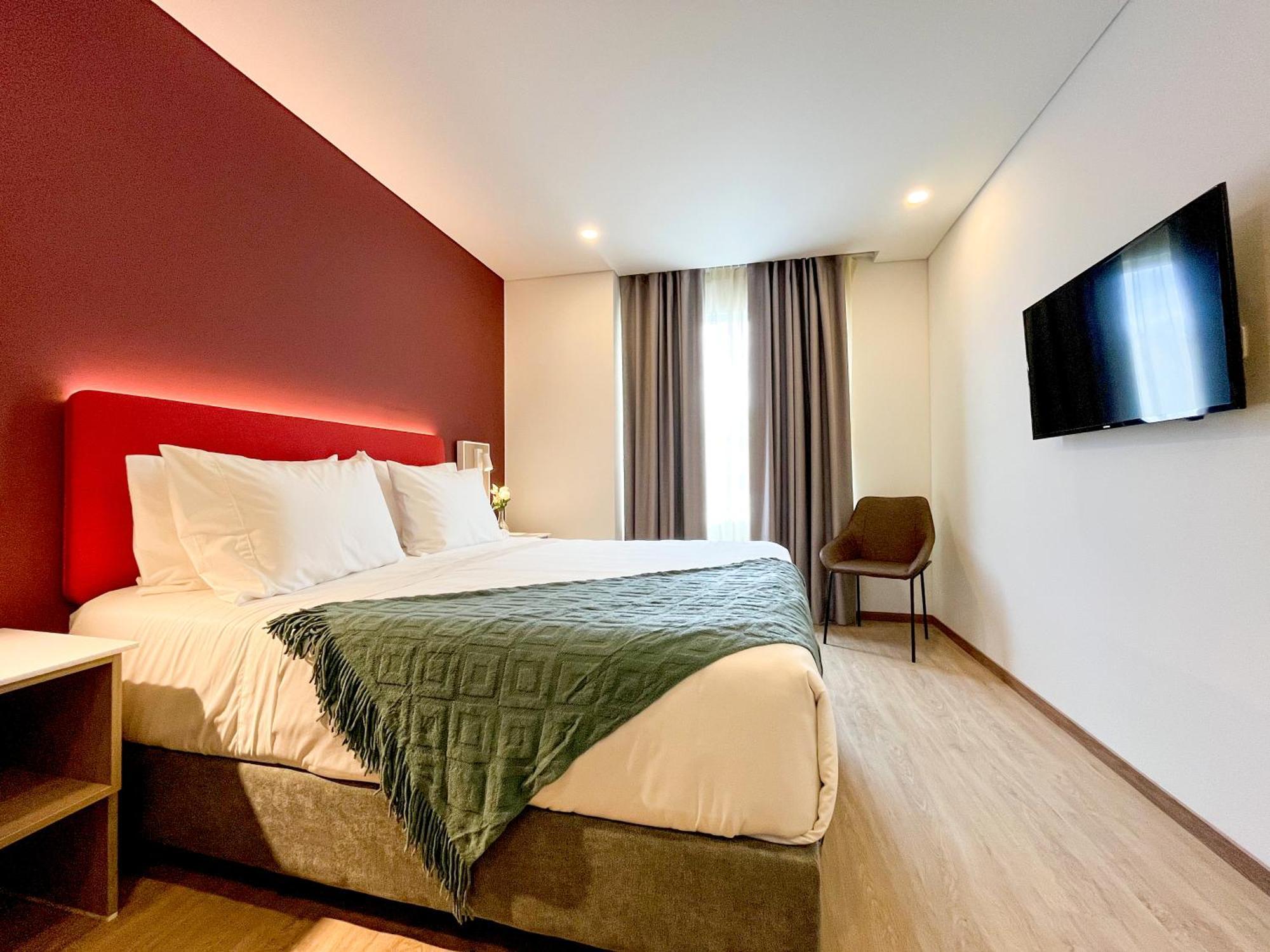 Atlantis Aparthotel *