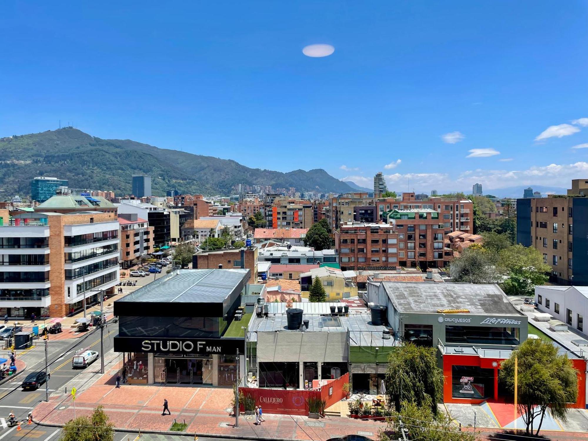 Aparthotel 122 Plaza
