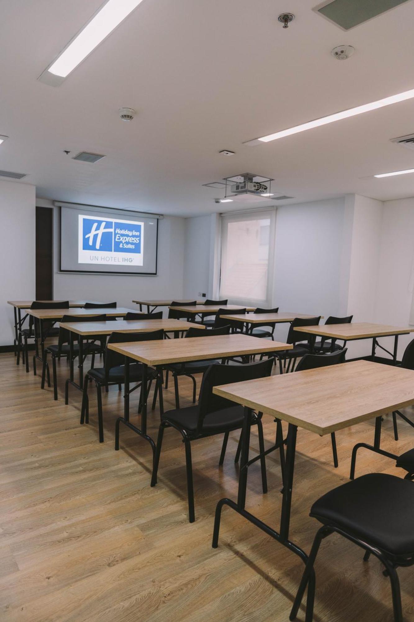 Express & Zona Financiera By Ihg 4* Bogota