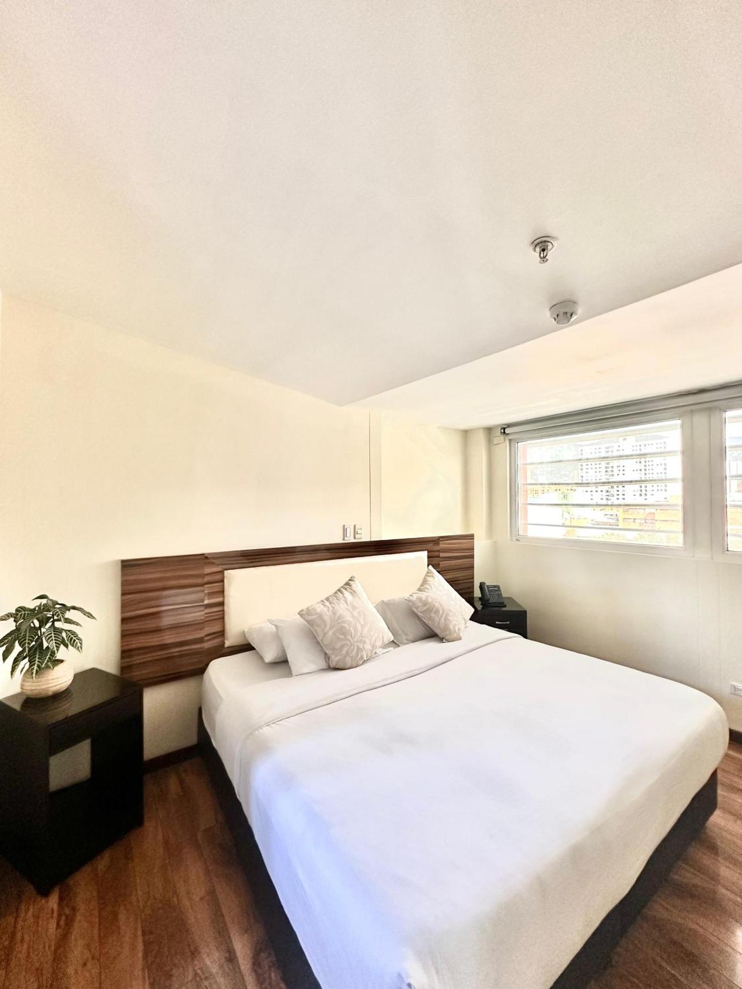 Sheridan Hotel