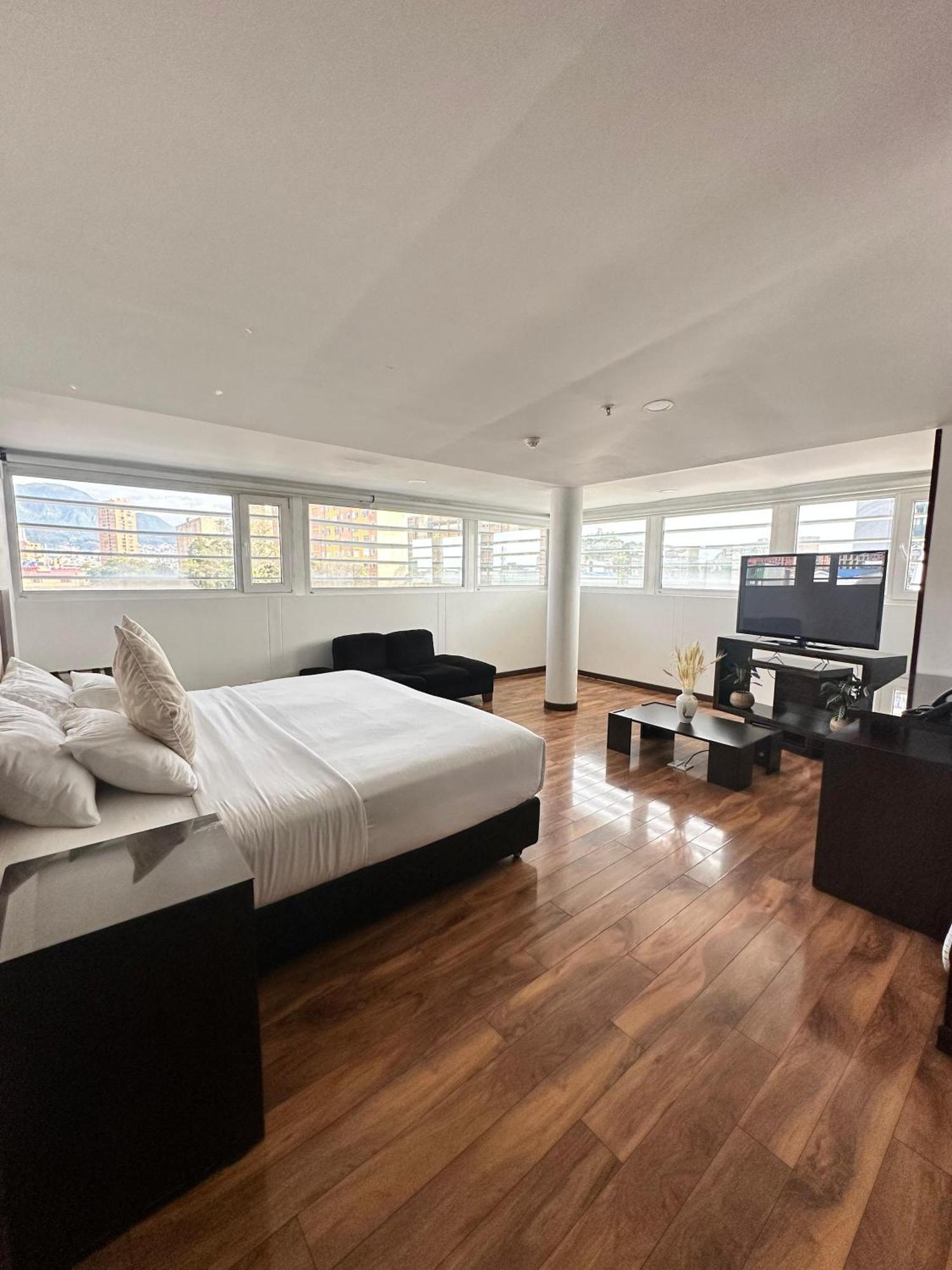 Hotel Sheridan Bogota