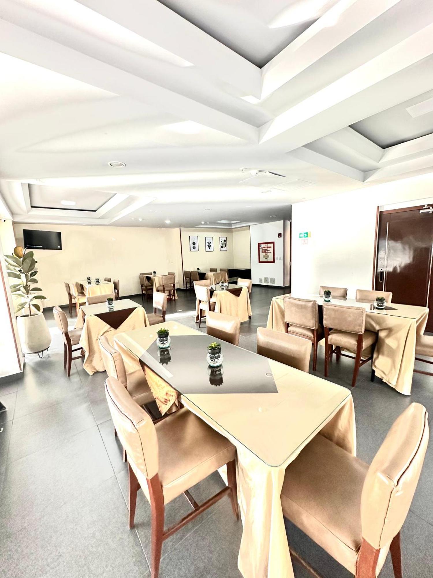 Sheridan Hotel 3*