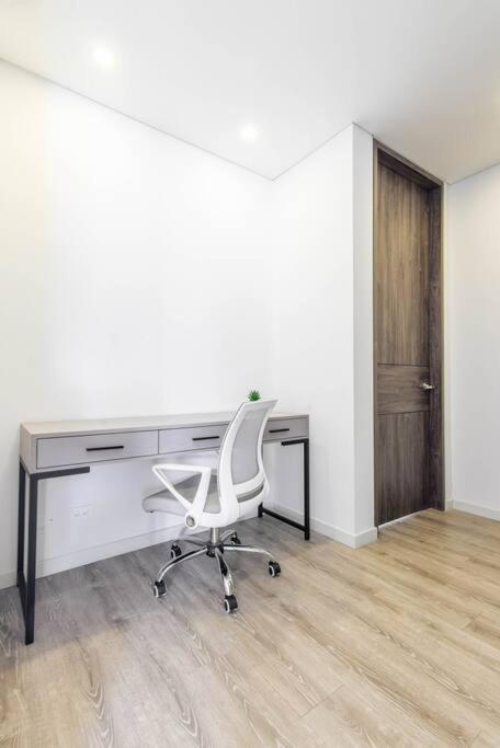 Vibrant 3 Bedroom In Usaquen