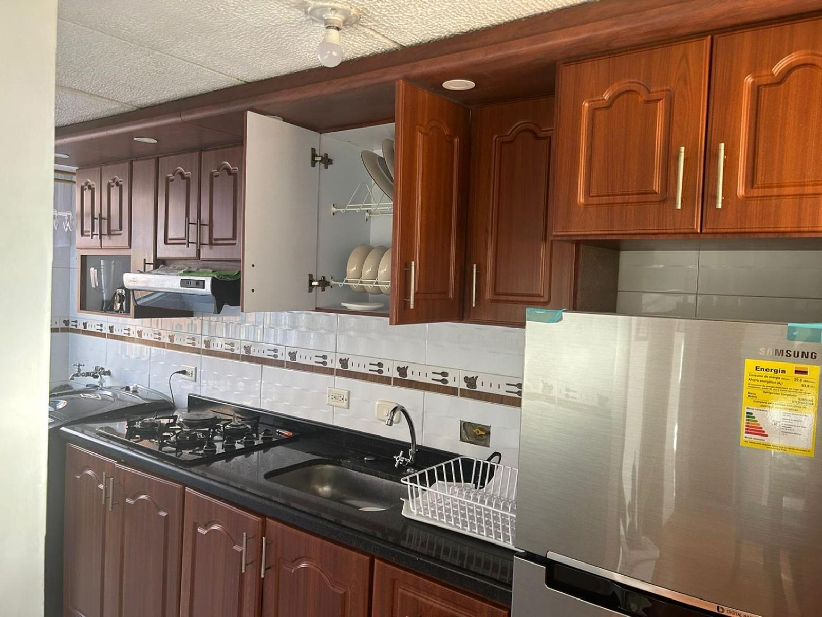 Apartamento Acogedor Cerca Del Aeropuerto Apartment
