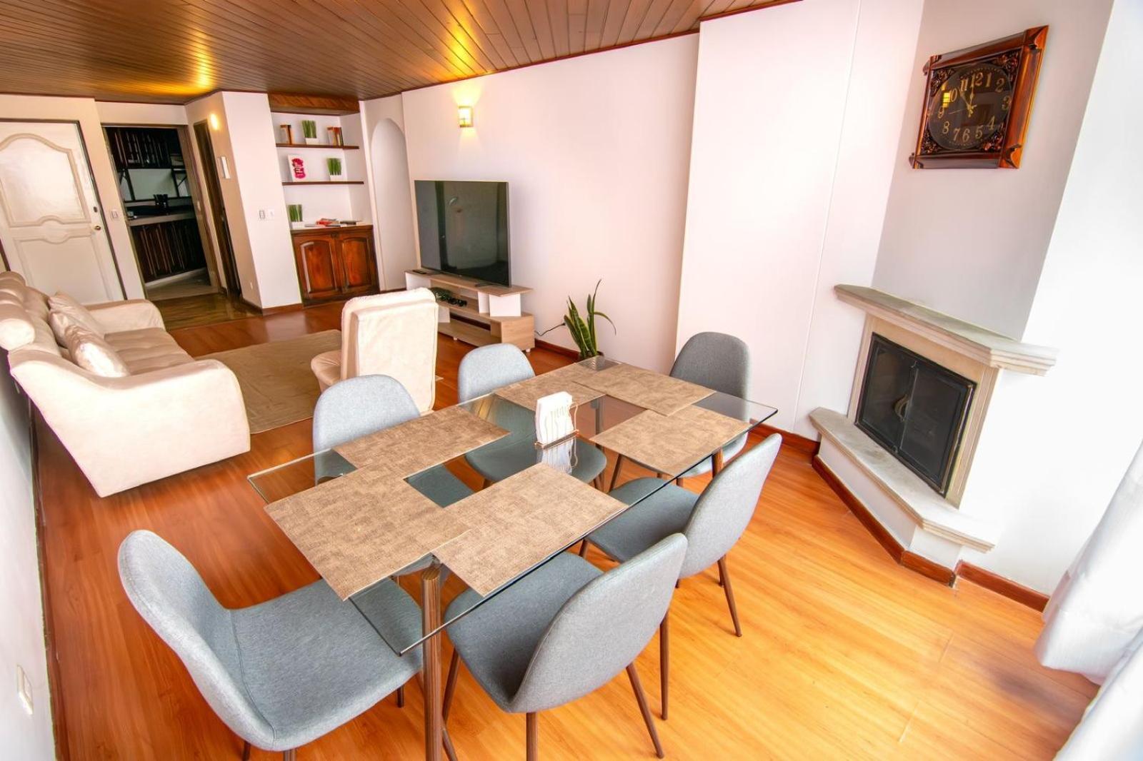 Stylish Urban Escape 3-bedroom - Upperclass Neighborhood *
