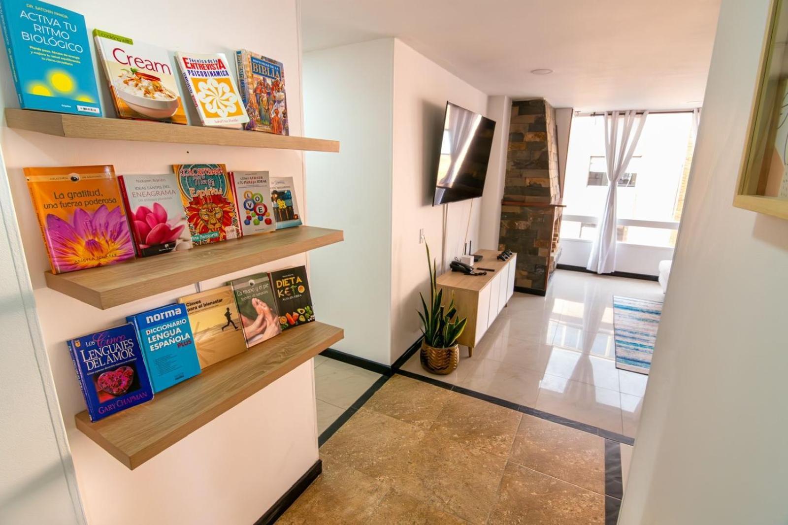 Cozy Family Getaway - Modern Flat, Vibes In The Heart Of Apartamento