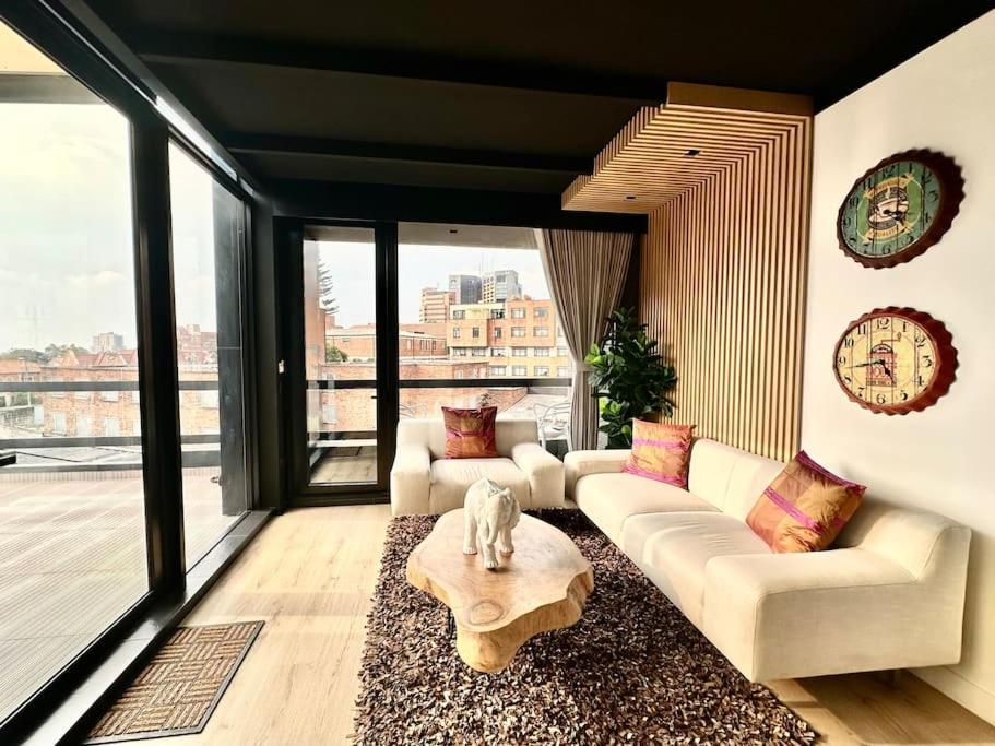 Pent-house With Great Views And Terrace *