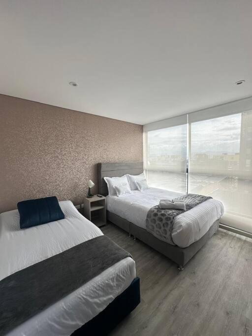 Modernidad Y Conveniencia En Corferias Apartment