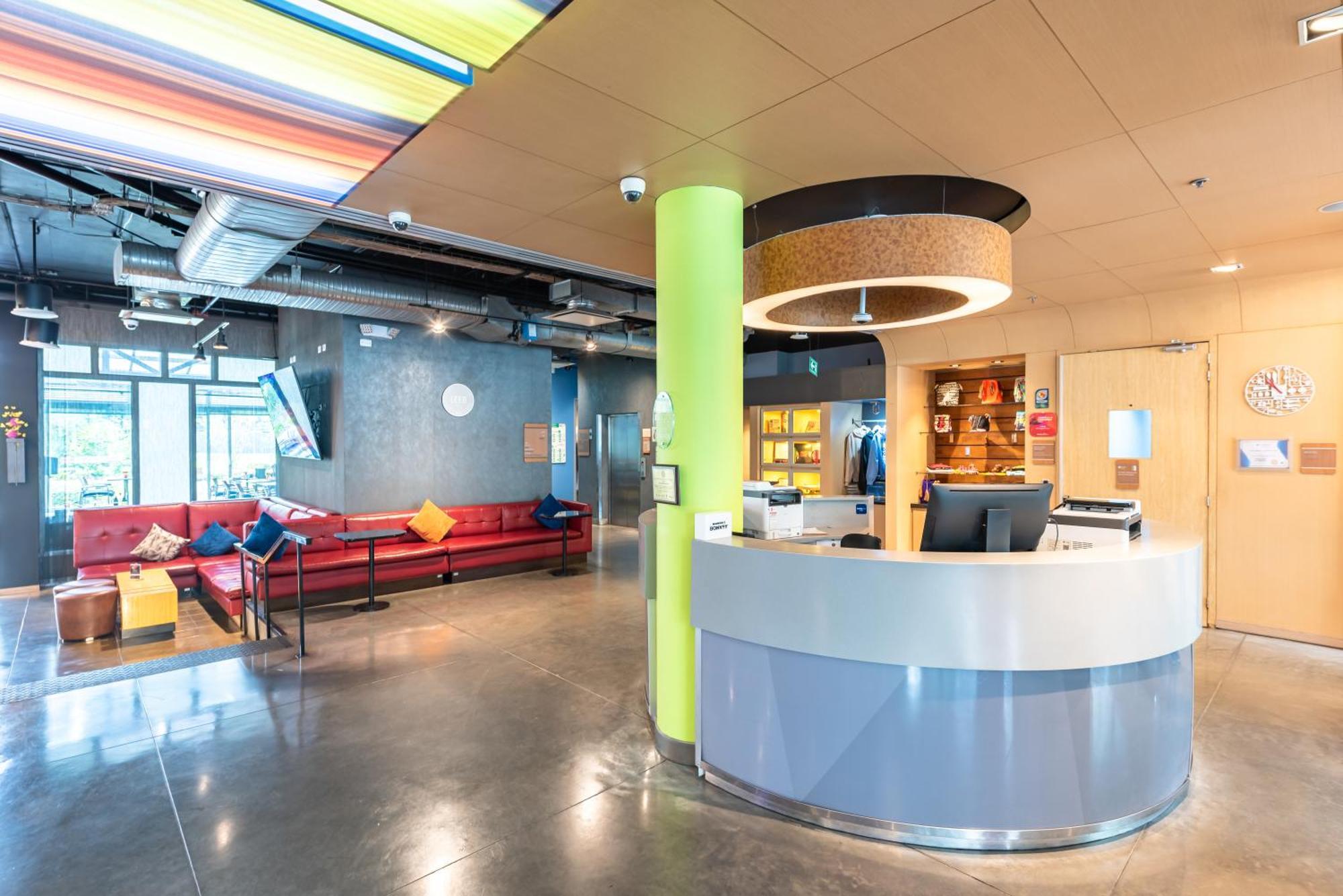 Aloft Airport Hotel Bogota