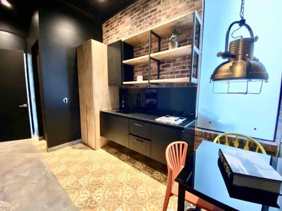 Apartment Unique Loft Design, Zona G With View Garden