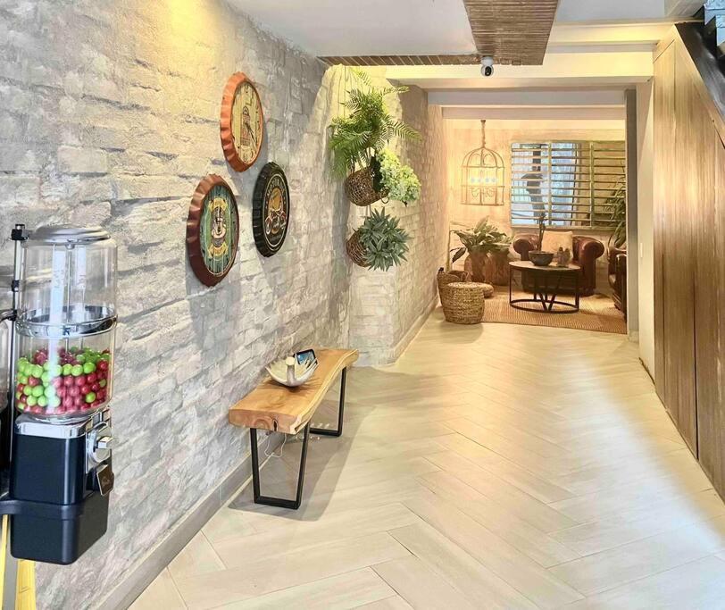 Apartment Unique Loft Design, Zona G With View Garden Bogota