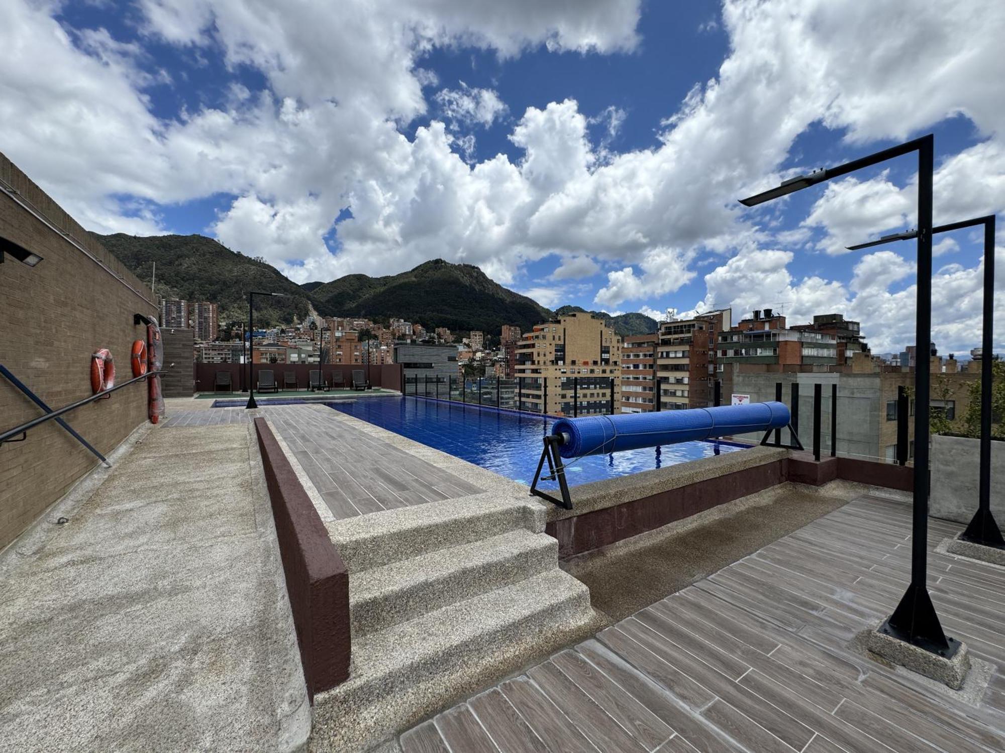 Moderno Apto En Chapinero, Bogota, Junto Al Parque De Hippies Apartamento *
