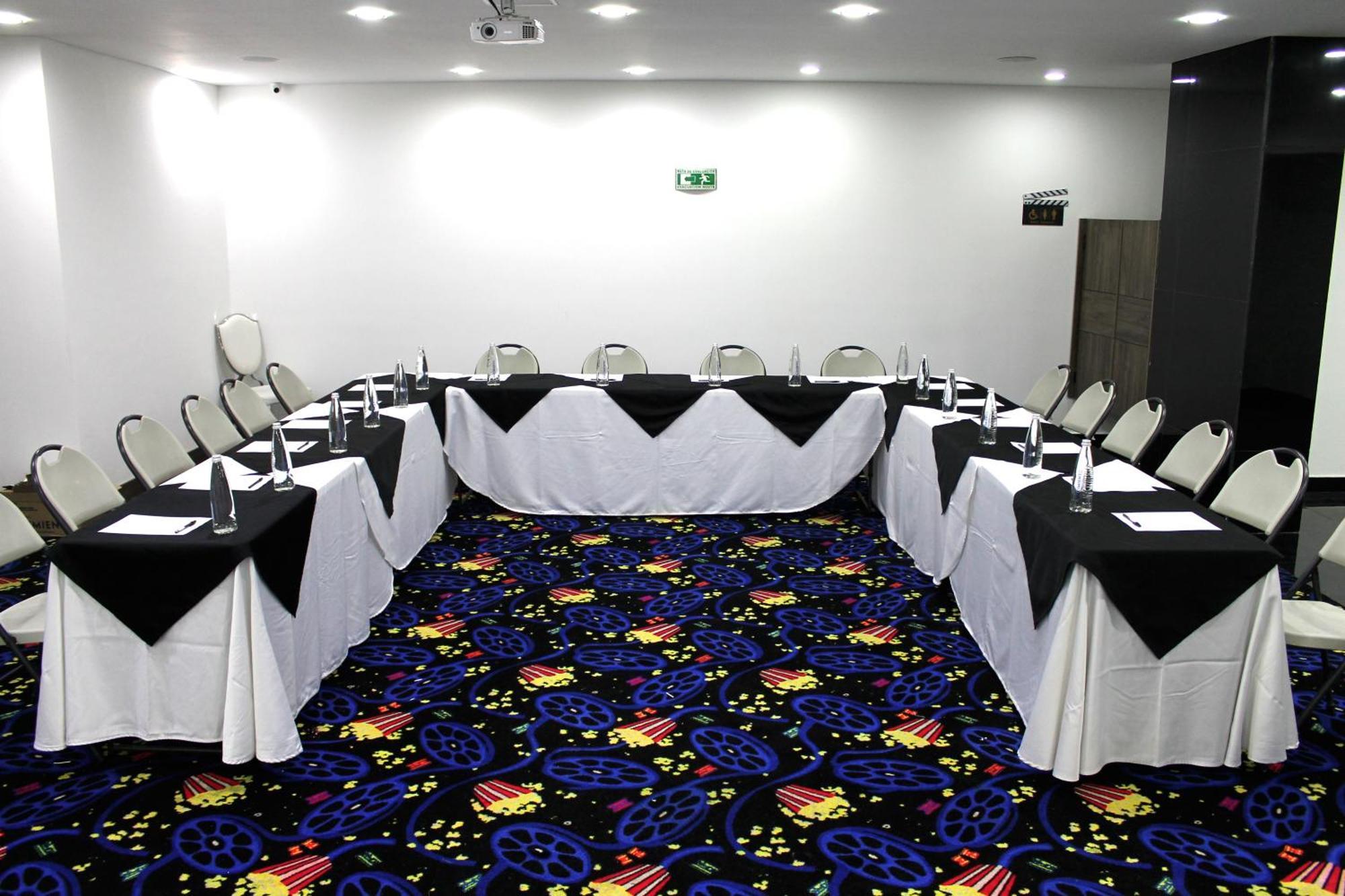 Hotel De Pelicula