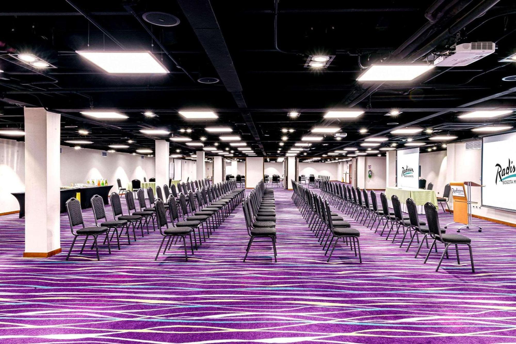 Radisson Metrotel 4*