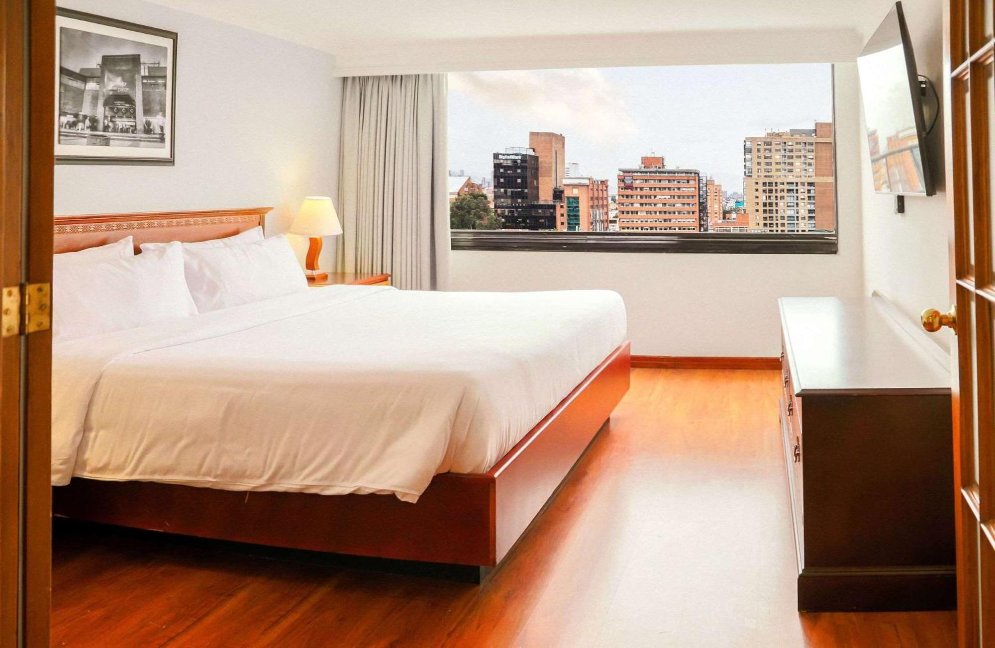 Hotel Radisson Metrotel 4*