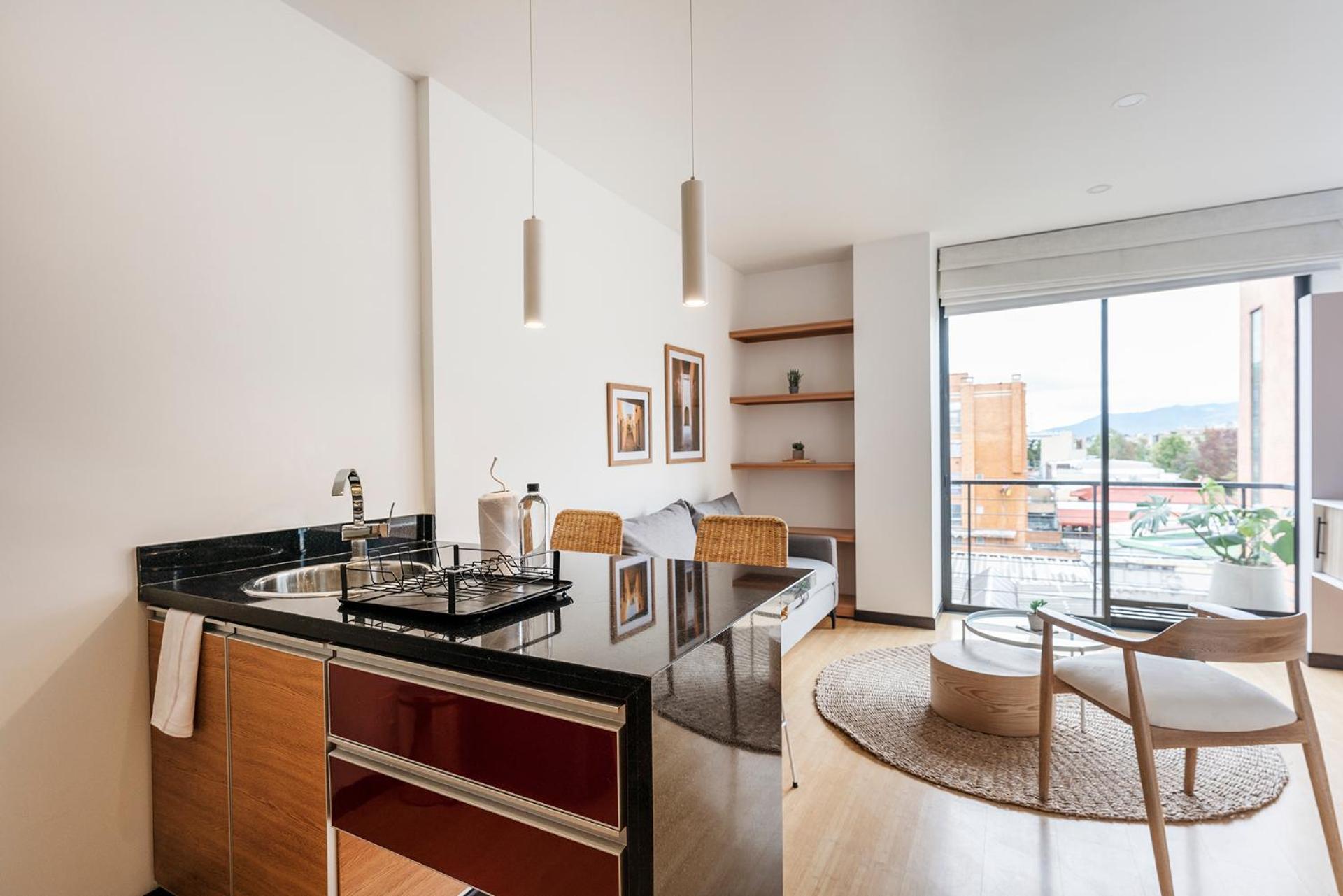 The Majestic In Chico Apartment *