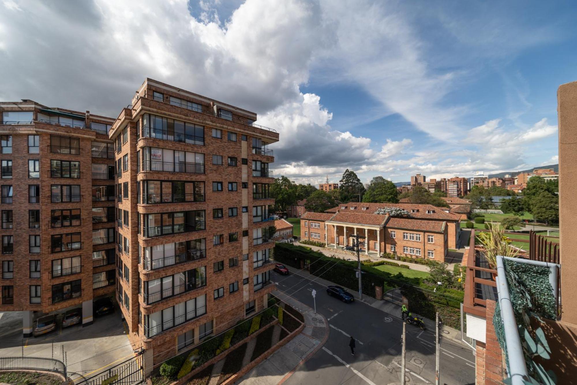 10.73 Flats Apartment Bogota