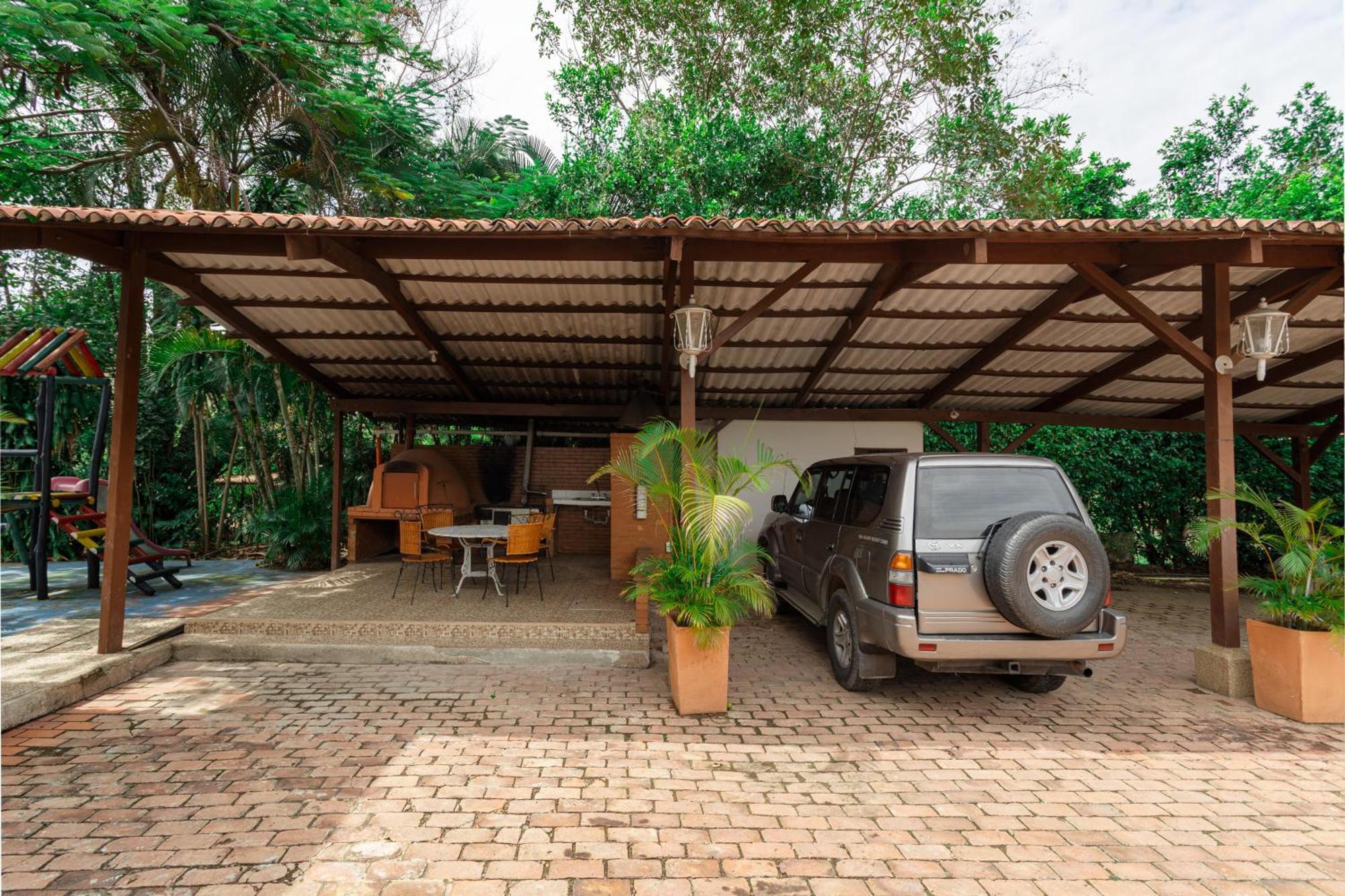 With Swimming Pool, Jacuzzi And Sauna Villa