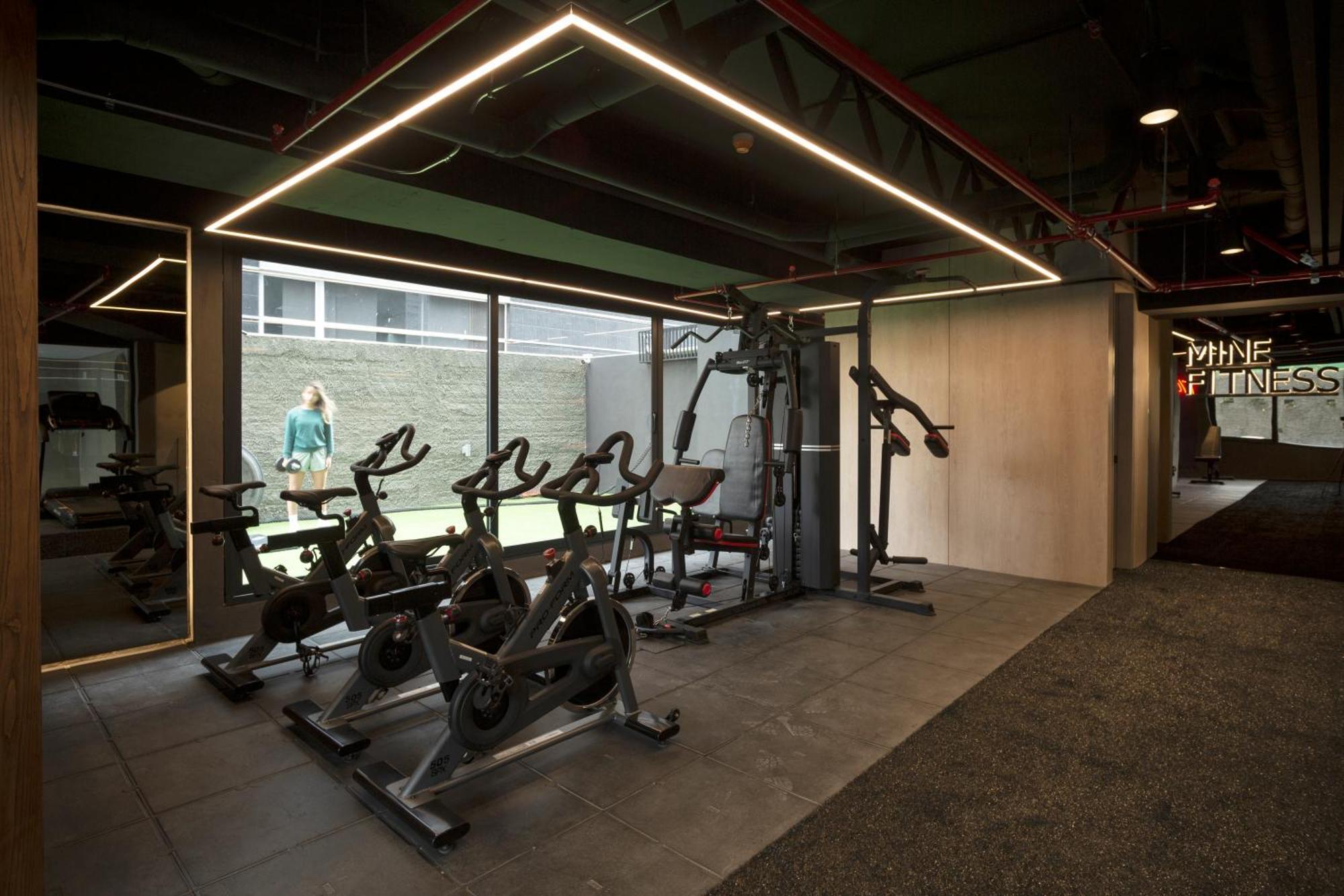 Cozy Pool, Sauna, Gym& Cowork Apartment Bogota