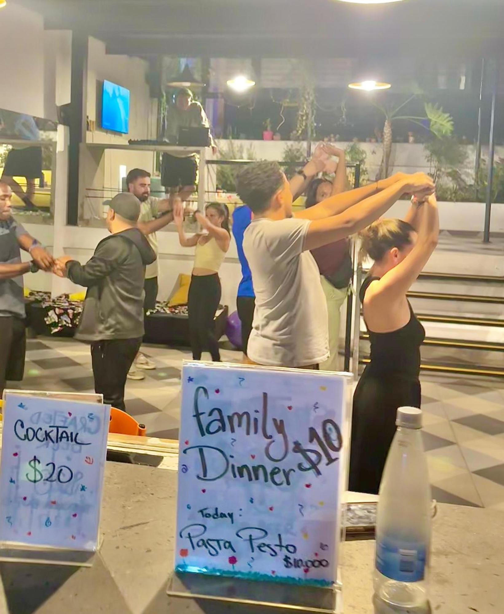 The Hipinto Social Experience, Friends, Pub Crawls, Dancing Classes, Disco-trucks, Drinking Games, Family Dinners, Rooftop Bars, Nightclubs, Vodka, Cocktails Hostel