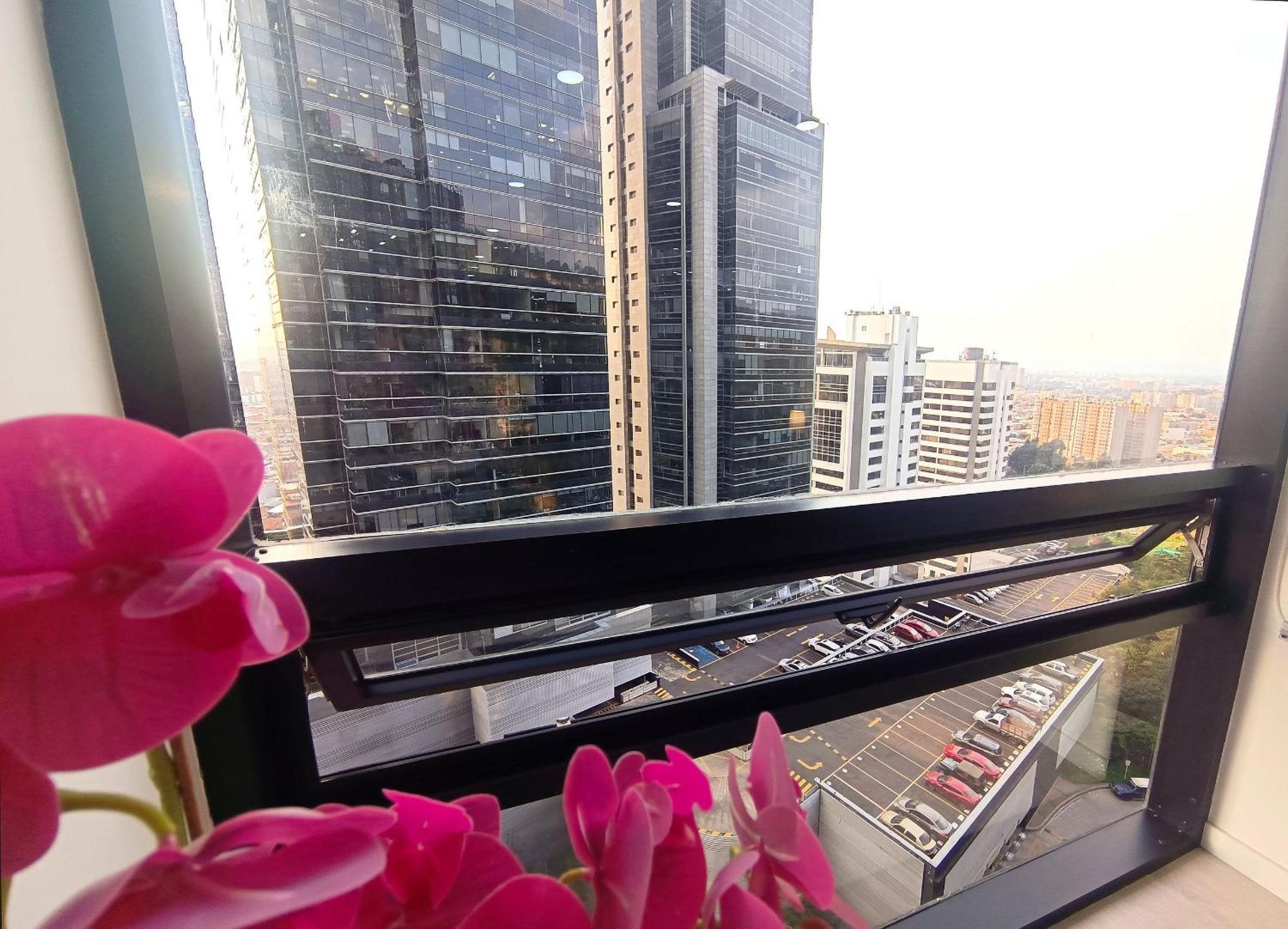 Acogedor Loft Con Tecnologia Alexa, Vista Usaquen