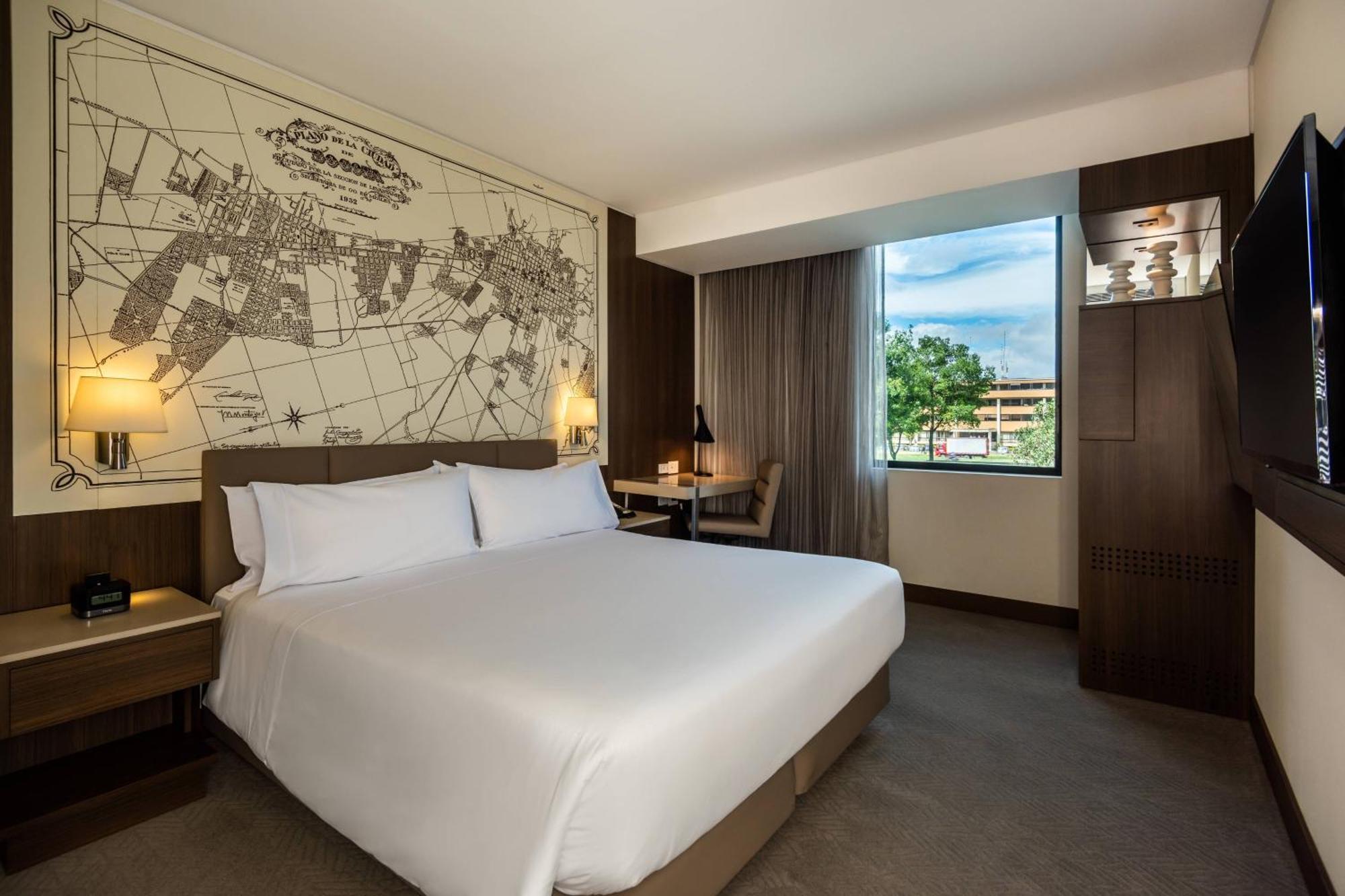 Courtyard By Marriott Airport 4*