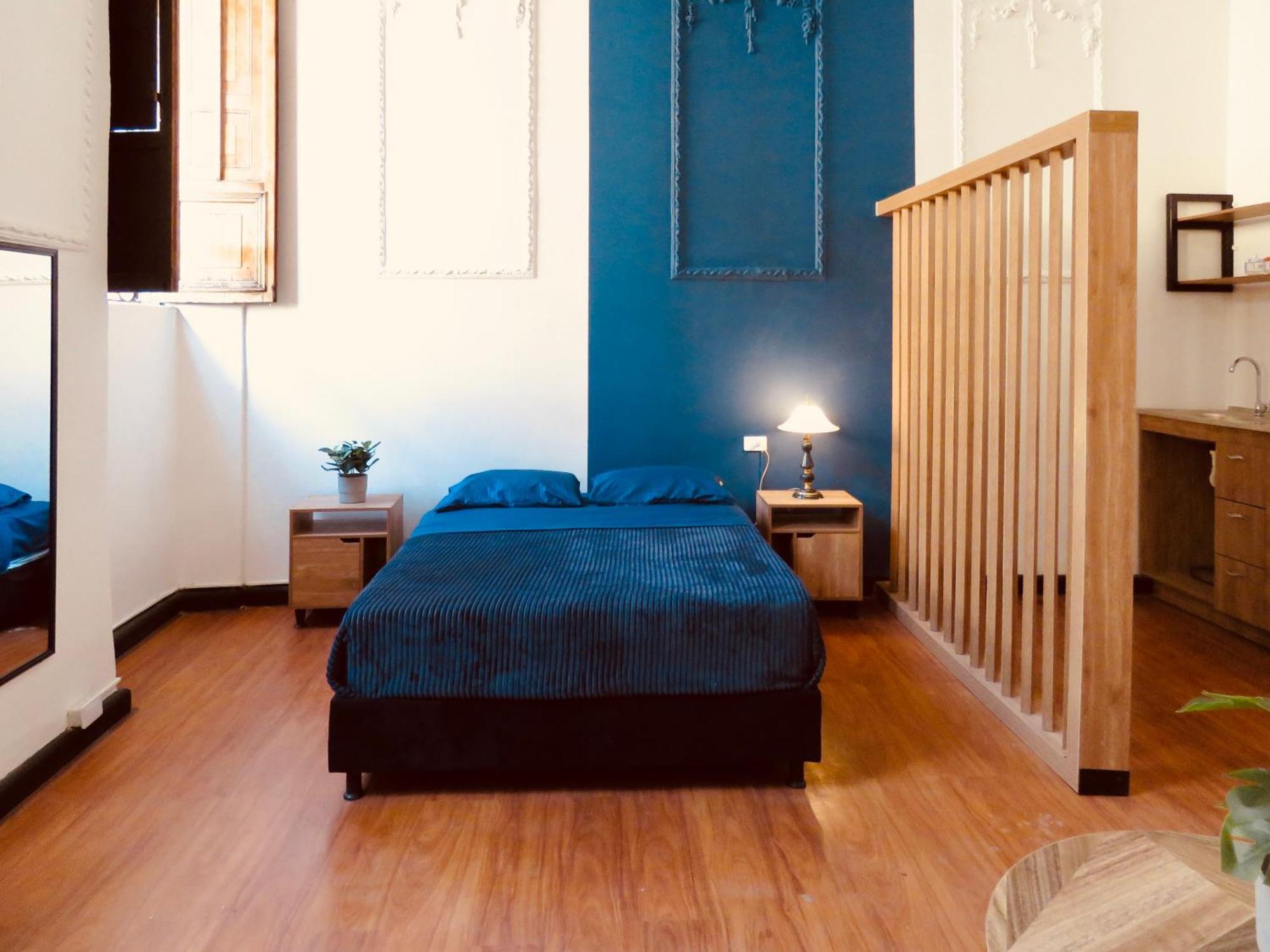 2living Candelaria Guest house Bogota