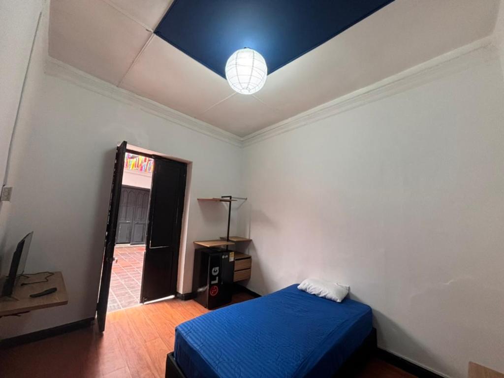 2living Candelaria Guest house Bogota