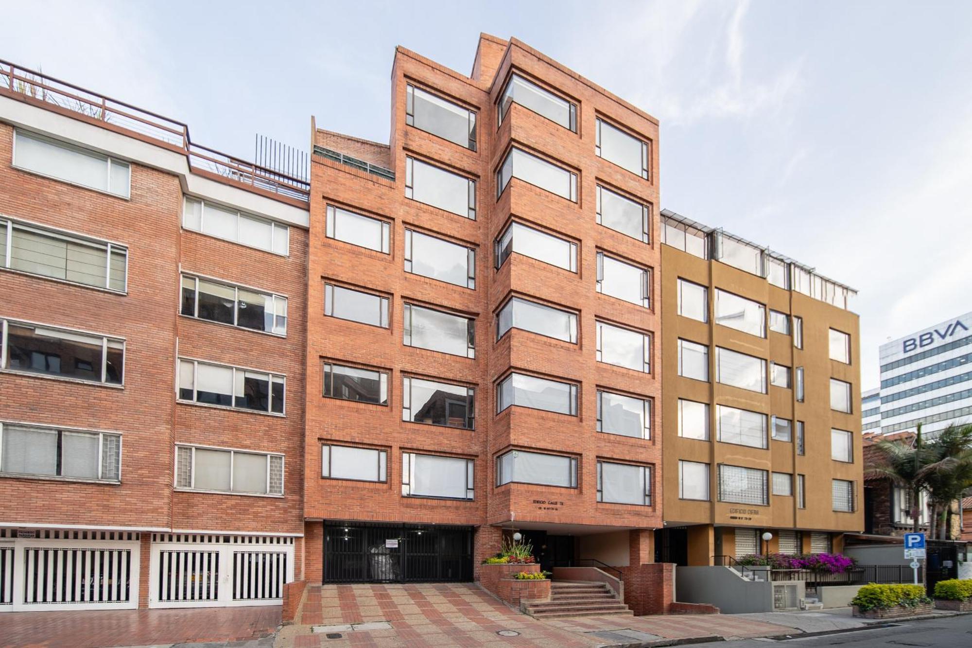 10.73 Flats Apartment