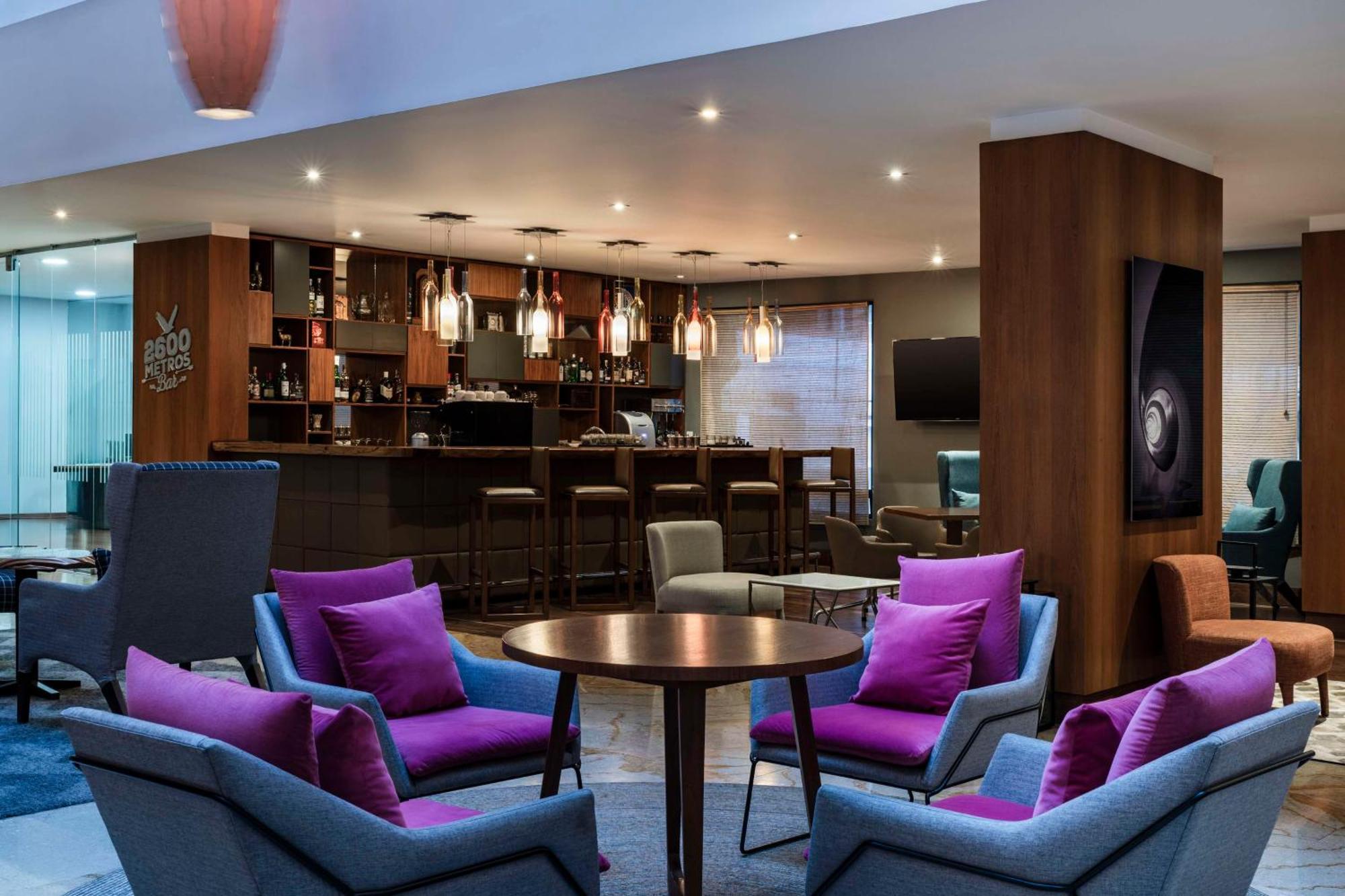 Hotel Doubletree By Hilton Calle 100,co