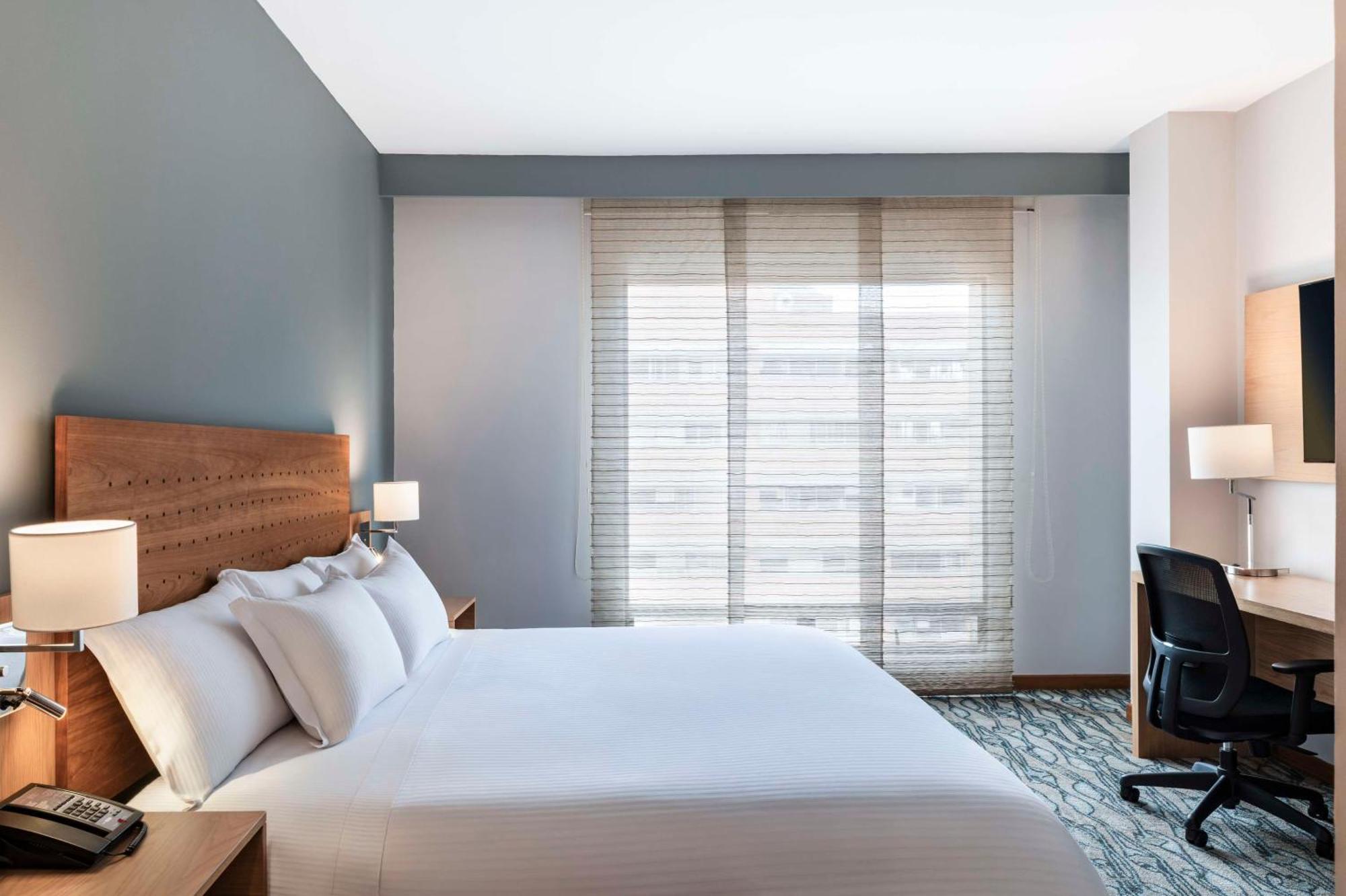 Doubletree By Hilton Calle 100,co Hotel