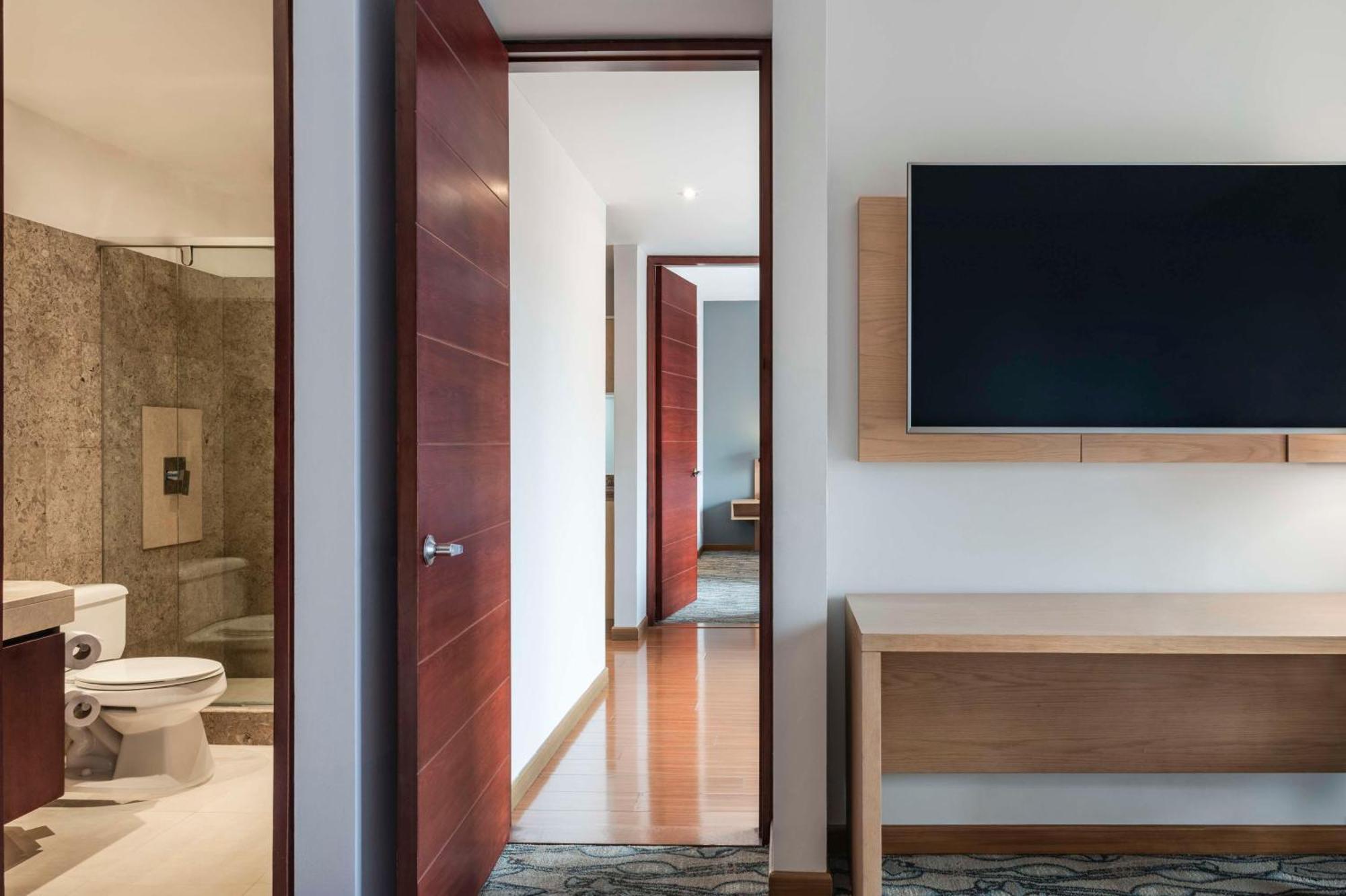 Doubletree By Hilton Calle 100,co Hotel 4*