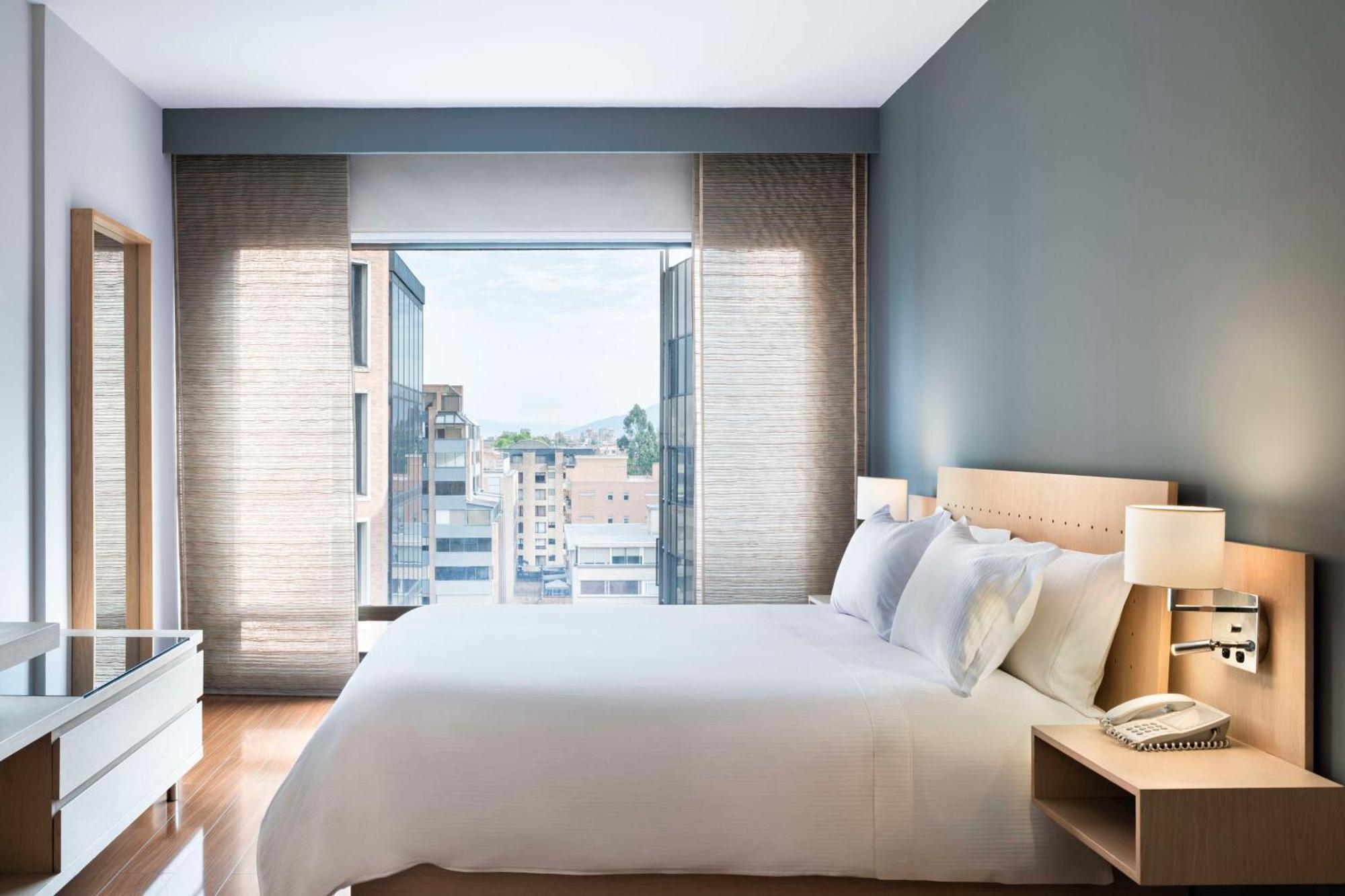 Doubletree By Hilton Calle 100,co Hotel Bogota