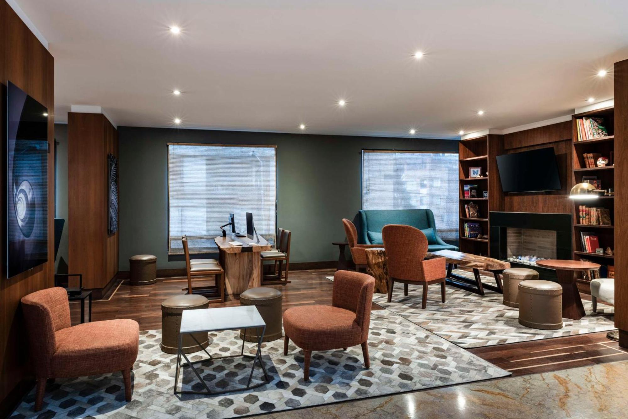 Hotel Doubletree By Hilton Calle 100,co Bogota