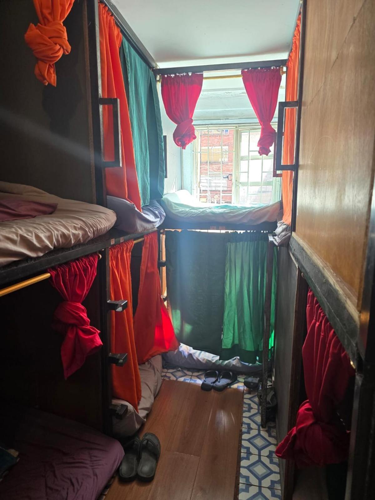 Portelli Zona G- Extranjeros Hostel Bogota