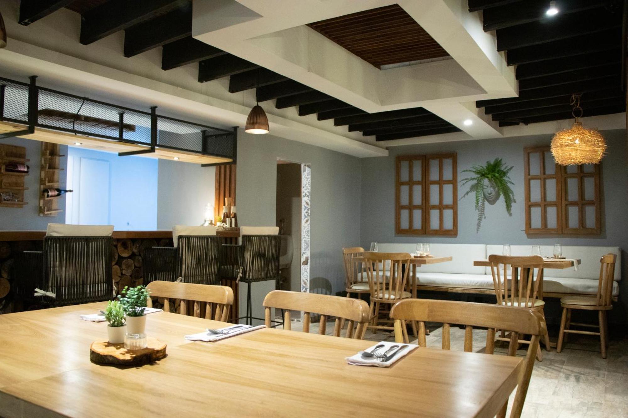 Marbore & Hotel Bogota