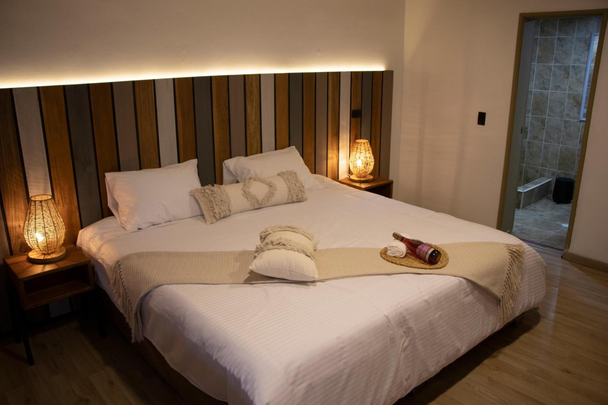 Hotel Marbore & Bogota