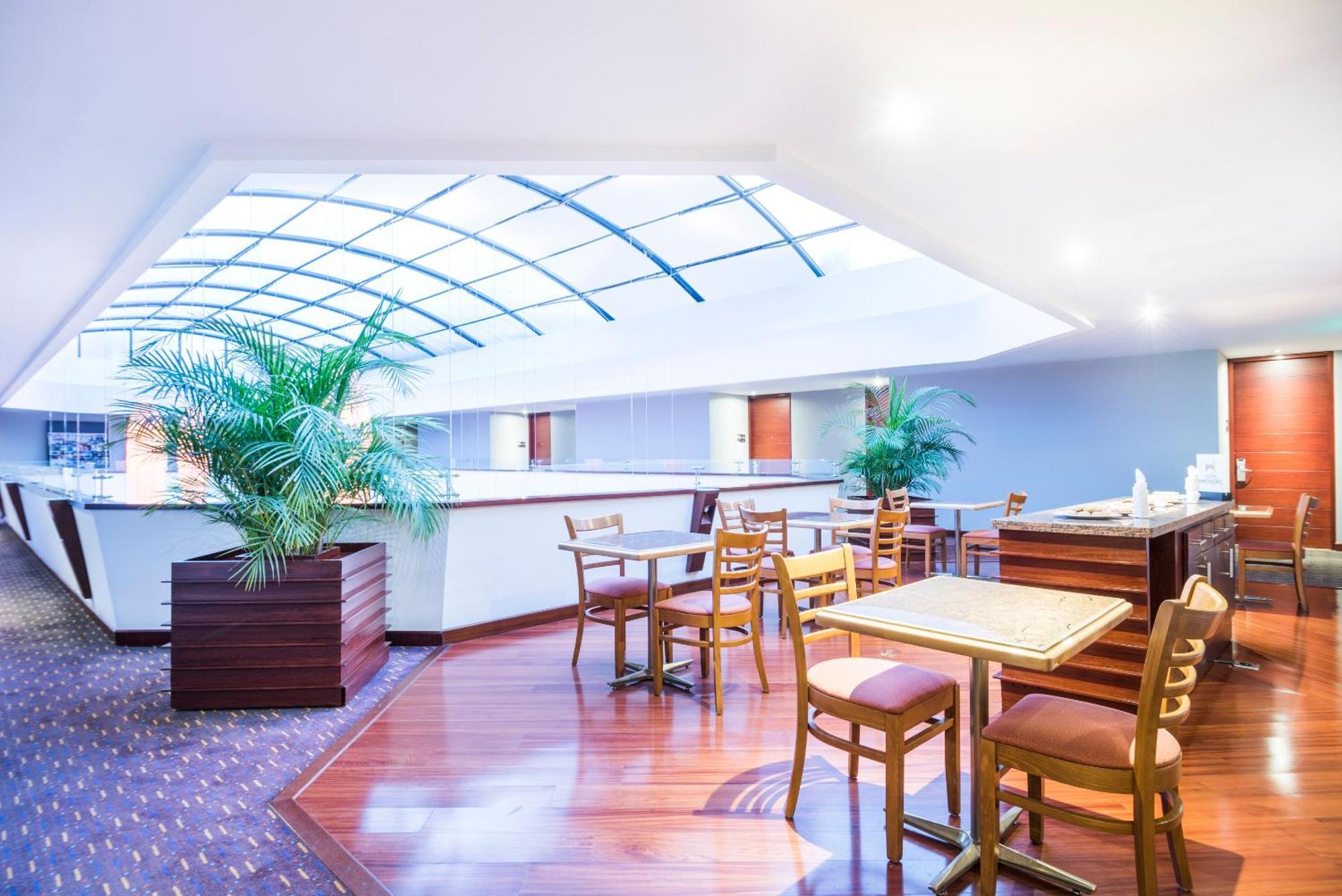 Doubletree By Hilton Calle 100,co Hotel Bogota