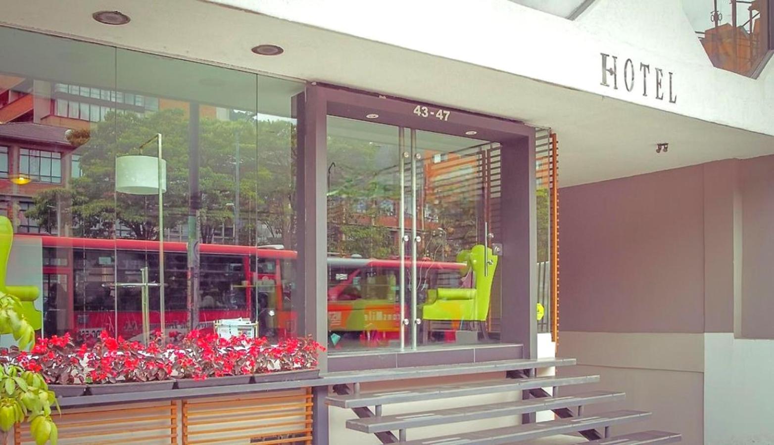 Silver Javeriana By Hospedium 3*