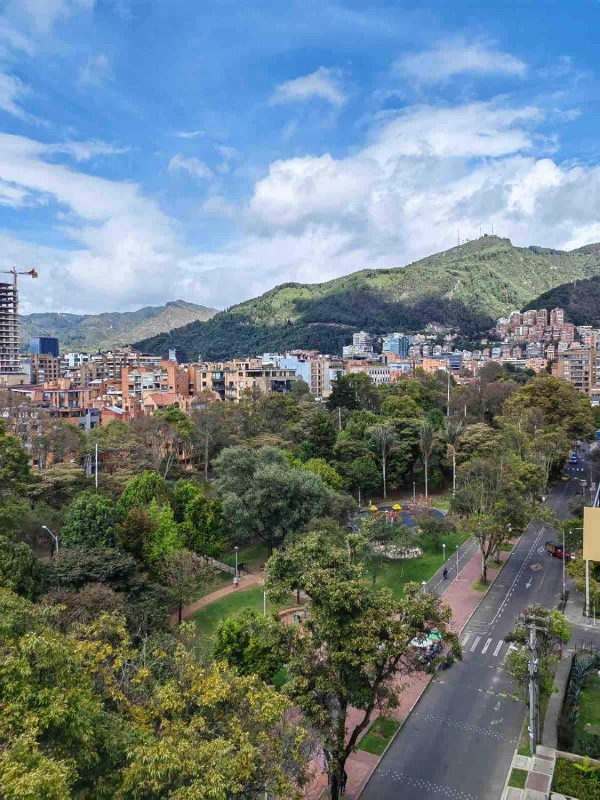 Chic Loft 701 Steps From El Virrey Park By Letoh