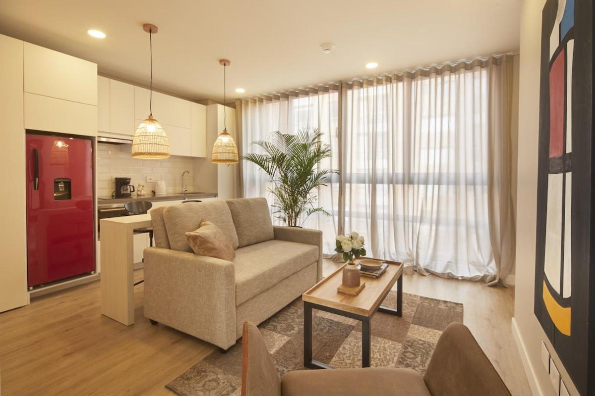 Luxury Living Across From El Virrey Park 301 Apartment Bogota