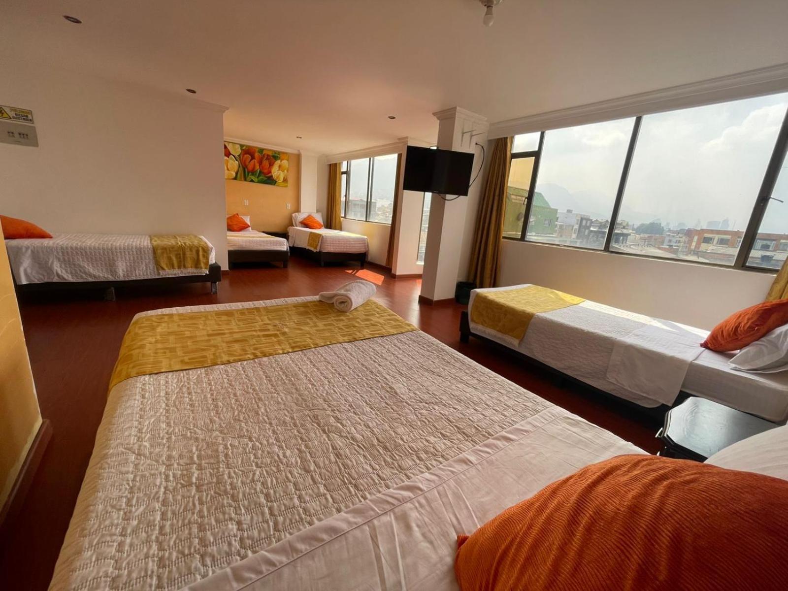 Hotel Ejecutivo 63 In Bogota
